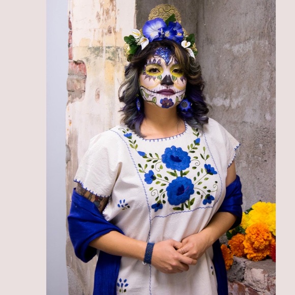 Mexican Embroidered Dress - Picture 10 of 12